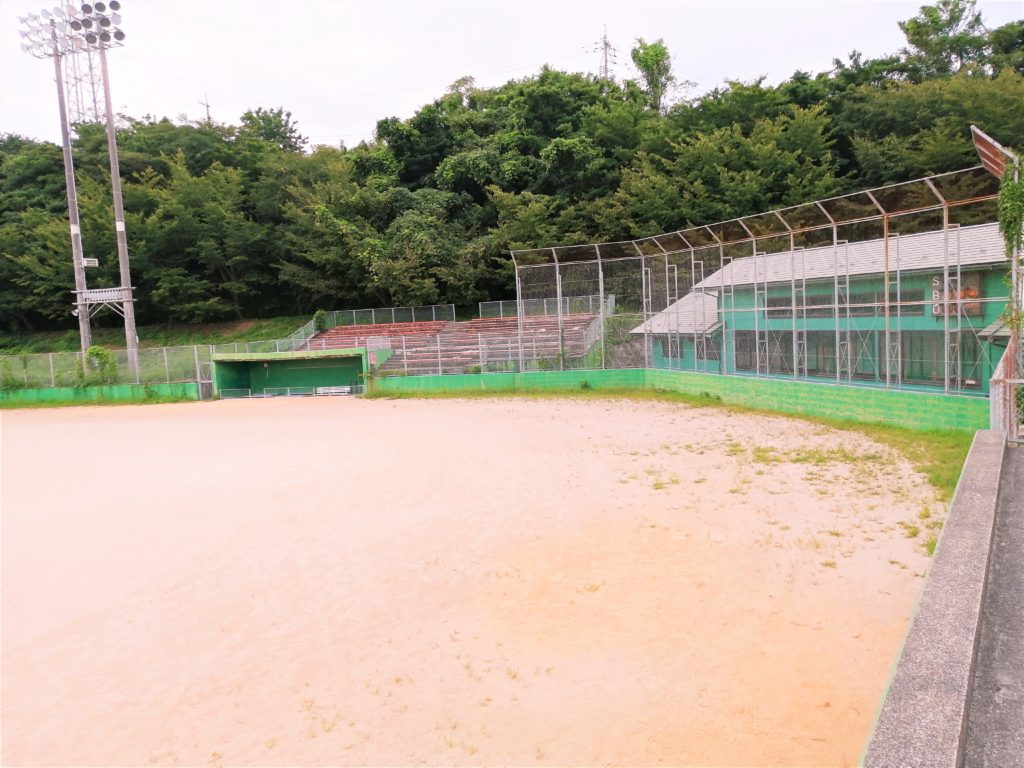 青谷町グラウンドの画像