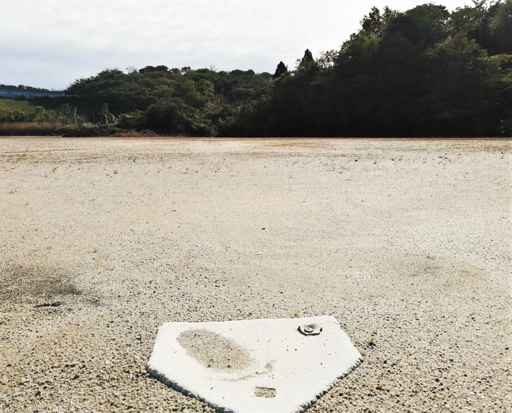 農村広場の画像